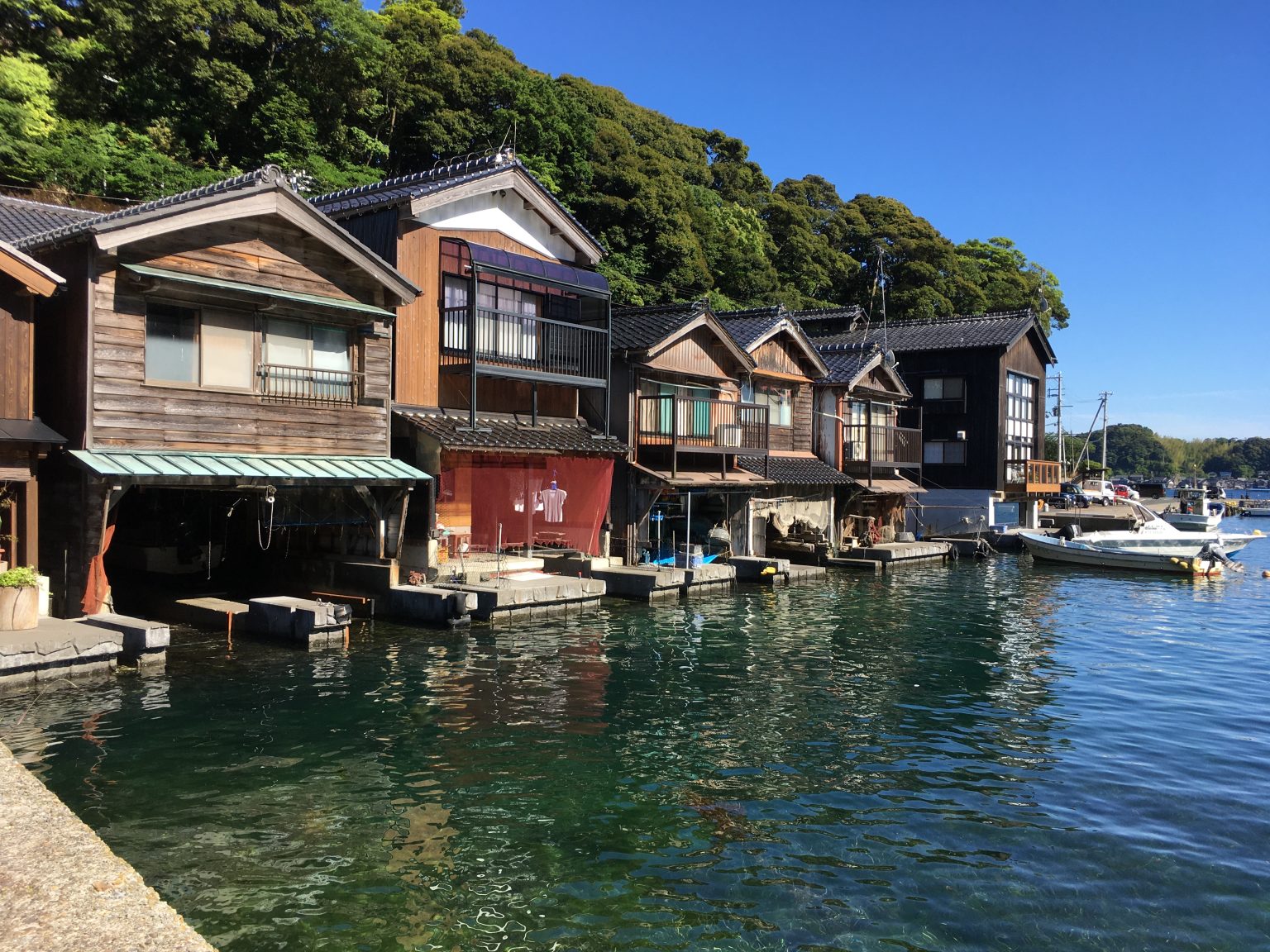 舟屋 / Funaya (Boat Houses)